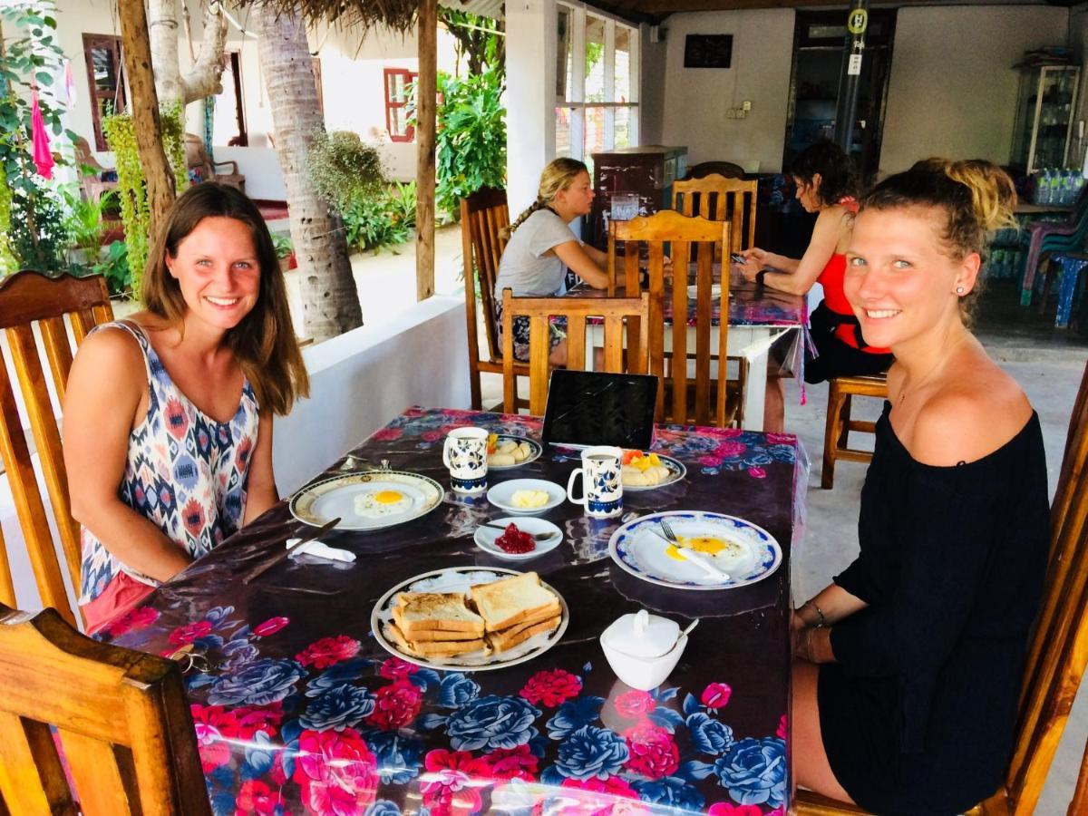 Tropicana Home Stay آروغام المظهر الخارجي الصورة